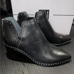 Dolce Vita Black Leather Ankle Boots